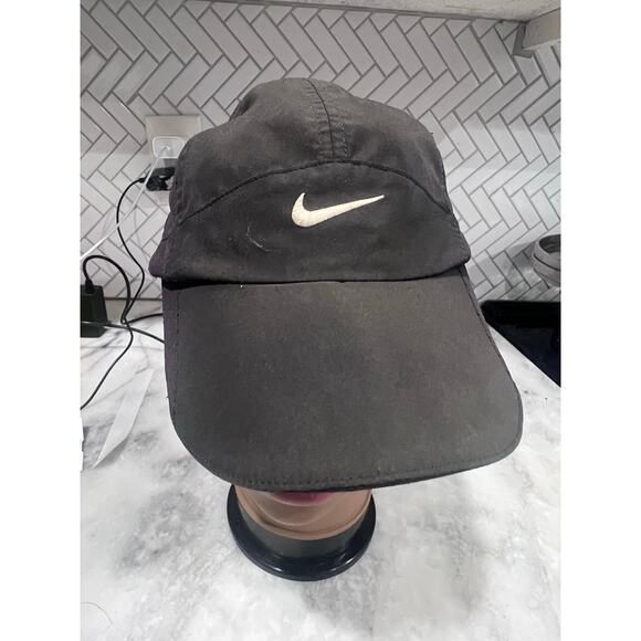 Nike Featherlight Dri-FIT Running Cap Black Adjustable Lightweight Breathable - Picture 1 of 6